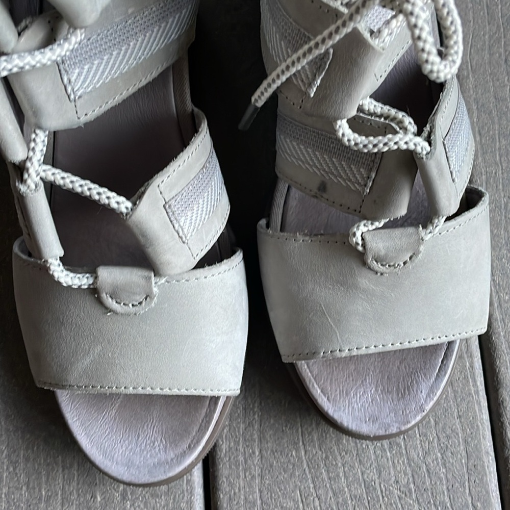 Sorel Joanie II Lace Webbing Wedge Sandals – Open Toe Cutout Heel • Size 10 - Picture 6 of 13